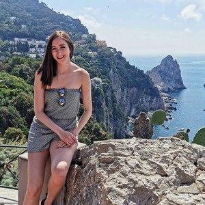 Meet your Posher, Élizabeth